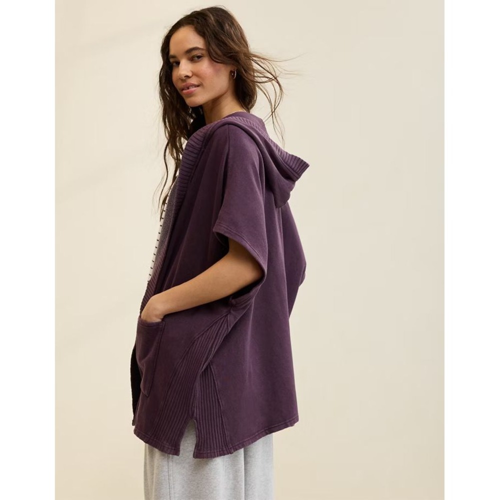 Aerie Hooded Fleece Cape Purple Medium New With Tags